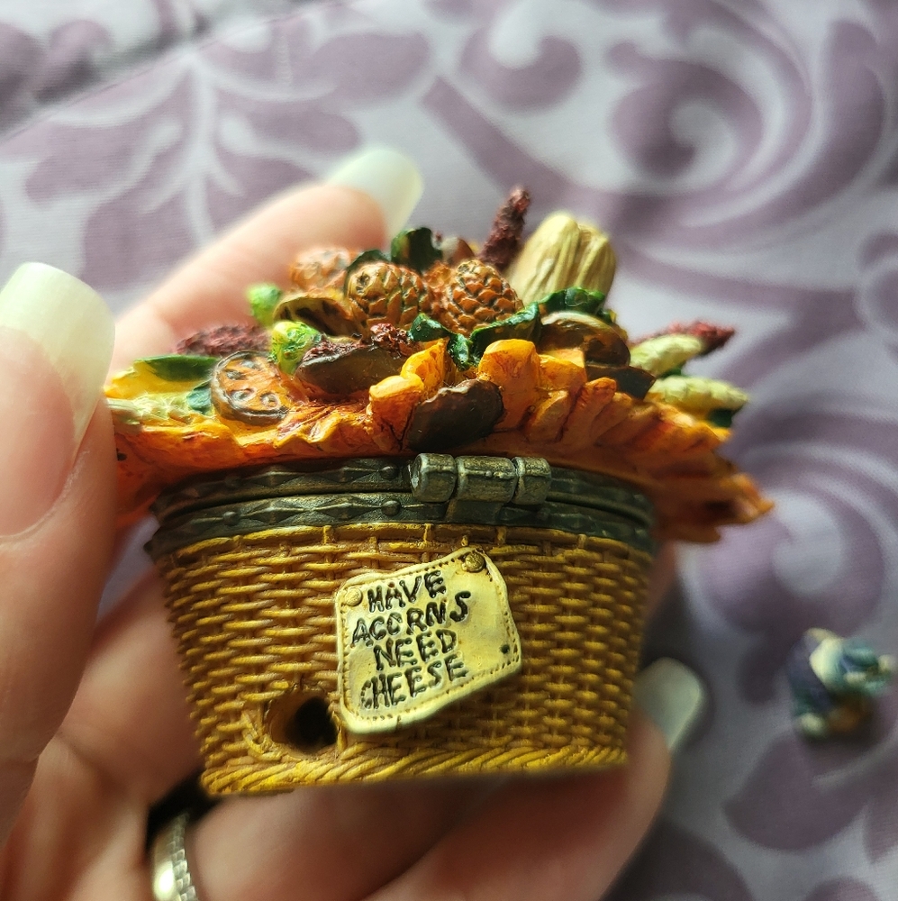 Retired Boyds Bears 3892151 Treasure Box Autums Harvest Basket w/ Alden McNibble - Picture 2 of 8